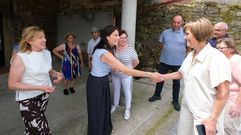 La conselleira Mar�a Mart�nez Allegue visit� los trabajos ejecutados en Merelle, junto con la alcaldesa Fina Su�rez