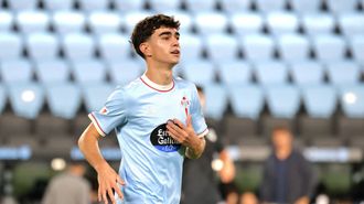El canterano del Celta Fortuna �ngel Arcos, durante el partido ante la Real Sociedad B.