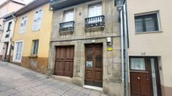 La casa de la antigua calle de los Hornos, ahora Ricardo Quiroga, con fachada de siller�a