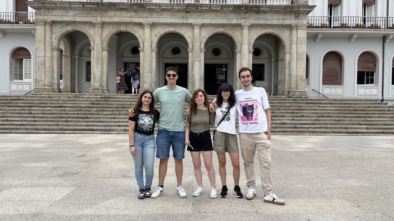 Bum turístico este julio en Ferrol: «Venimos aquí huyendo del calor»