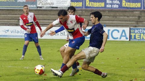 El Arousa llega al partido de hoy tres puntos por debajo del Compostela
