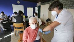 Vacunaci�n con la tercera dosis en Ferrol