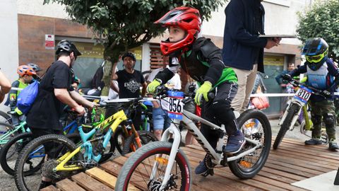 Los más pequeños disputaron por la mañana una versión  mini  del DHU