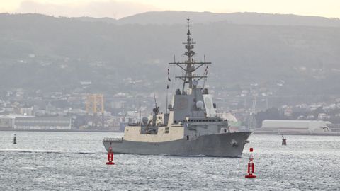 Salida de la Blas de Lezo desde Ferrol el pasado 22 de enero
