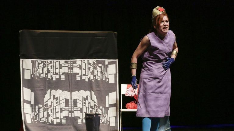 Isabel Risco presenta en Sarria el espectculo Nabiza Girl