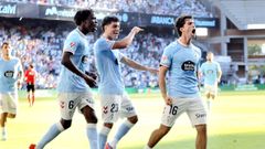 Los jugadores del Celta, celebrando el gol de Hugo Gonz�lez ante el Racing de Santander.