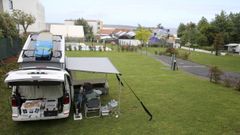El c�mping Valdovi�o, la primera instalaci�n de este tipo que se mont� en Galicia, ayer por la ma�ana