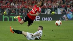 Sulejmani, en la final de la Liga Europa contra el Sevilla