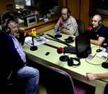 Lamas, Andrade, y Fern�ndez. Lado habl� por tel�fono.