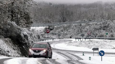 El acceso al corredor Monforte-Lugo en Rubin, en el municipio de Bveda