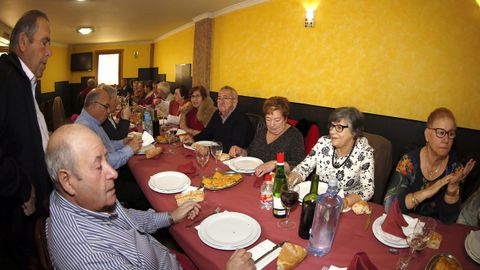 Comida de Reyes para  los mayores de Rianxo