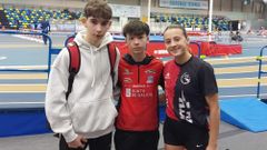 Una parte de los representantes de la AD Fogar en el control de marcas en Expourense