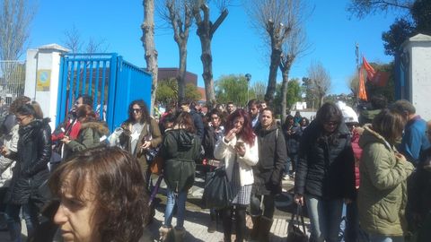 Salida del ex�men de auxiliar administrativo del Sespa