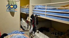 V&iacute;deo policial del piso de citas de Vigo donde explotaban a mujeres extranjeras