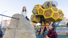 El parque de la Praza do Outeiro, abierto en noviembre, ser� una de las paradas del bus de esta tarde. Las otras, el Parque do Chor�s y el de Rego da Balsa