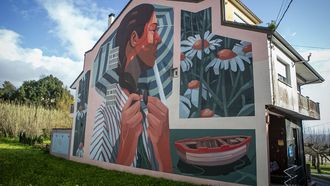 Mural en Rianxo elaborado en el marco del festival Viladomar