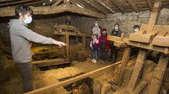 Visita guiadas, el Viernes Santo, en los Bat�ns do Mosquet�n 