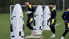 Ian Mackay y Germn Parreo, en un entrenamiento del Deportivo