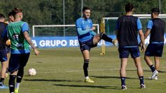 Lucas P�rez, en un entrenamiento de la pasada temporada