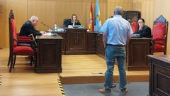 El acusado, durante el juicio en Ourense