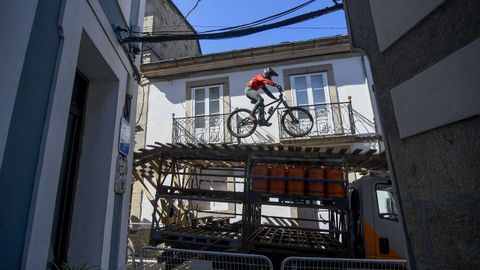 Carrera final del descenso urbano de Sarria