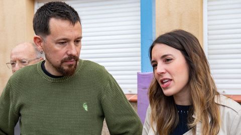 Pablo Iglesias e Irene Montero, tras votar en las elecciones del 28M