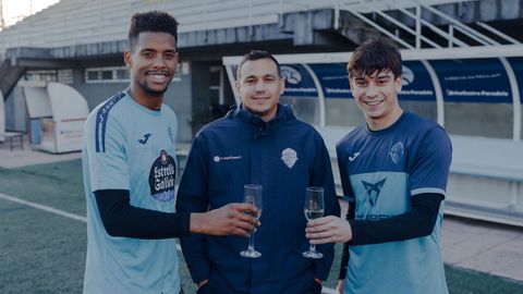 Jerin, Dani Ll&aacute;cer y Hugo Sanz brindan por un 2026 lleno de &eacute;xitos, sin olvidar el buen sabor de boca que les dej&oacute; el 2025