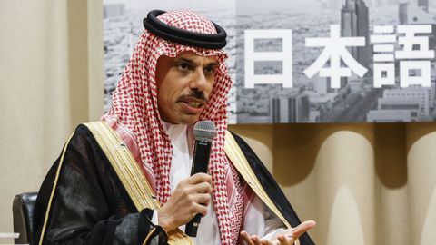 El ministro de Exteriores saud, Faisal bin Farhan, hoy en Tokio.