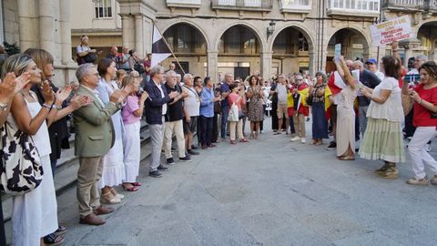 Concentraci�n en la praza Maior de Ourense en apoyo a Ceuta.