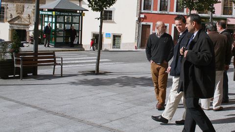 Marcelino Marcos Lndez y Fernando Lastra, durante una visita a Tineo.Marcelino Marcos Lndez y Fernando Lastra, durante una visita a Tineo 