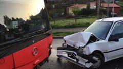 Castro de Elvi�a: choque frontal entre un bus urbano y un turismo 