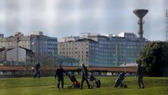 Usuarios en el campo de golf de la Torre