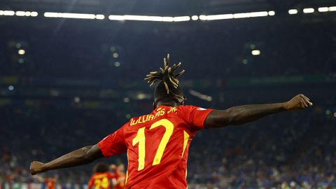 Nico Williams en un momento del partido