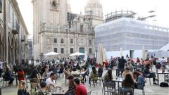 Pese a que la mayor�a de los establecimientos cumplieron con las distancias, como se aprecia en la imagen, la afluencia de clientes hac�a dif�cil a veces seguir las normas