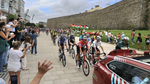 Previa a la salida de la etapa de La Vuelta en Lugo