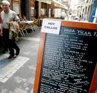 Cartel de un bar de tapas en A Coru�a.