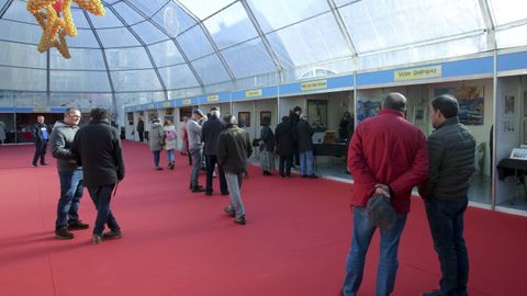 Imagen de archivo de un mercado navide�o en Ferrol