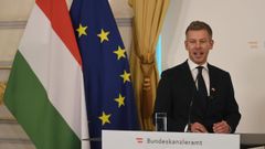 Magyar en una conferencia en Viena
