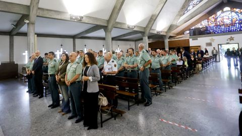 Sentido homenaje al comandante fallecido en Lugo, Carlos Barcel�