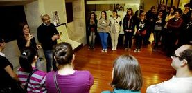 La actividad de ayer comenz� con una visita a los grabados de Goya del Museo de Belas Artes y continu� en el Barrio de las Flores.