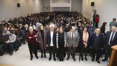 El premio, organizado por el IES Rosala de Santiago, se fall anoche y distingui 8 trabajos