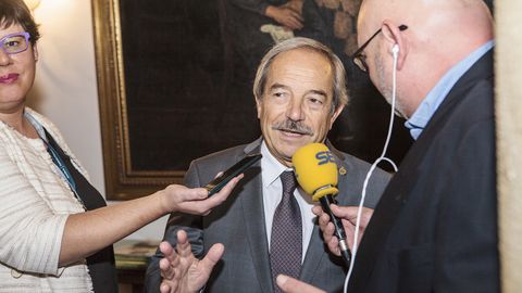 Wenceslao L�pez en el Hotel de la Reconquista