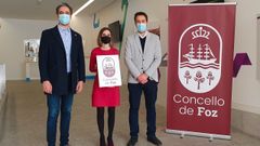 El alcalde de Foz (a la derecha) y varios concejales socialistas presentaron p�blicamente el pasado d�a 20 de marzo la nueva imagen corporativa del Concello