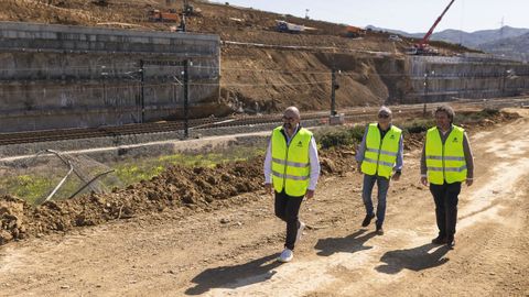 El presidente de ADIF, Pedro Marco de la Pe�a, visita los trabajos de recuperaci�n de la alta velocidad en M�laga