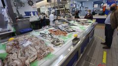 En el mercado de Elvi�a hay pescado y marisco fresco