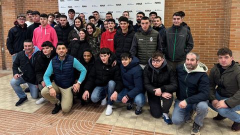 La expedici�n coristanquesa estuvo en la feria internacional de maquinaria agr�cola de Zaragoza.