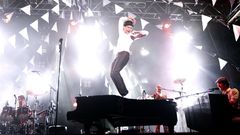 Mika en su actuaci�n en el Noroeste Pop Rock del a�o 2012