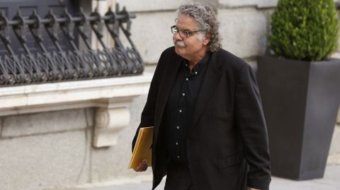 El portavoz de ERC en el Congreso, Joan Tard�, a su llegada a la C�mara Baja.