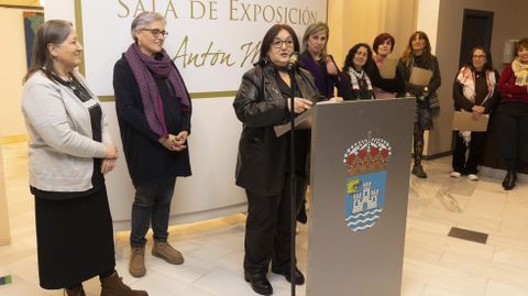 Apertura de la exposici�n �Onde habitan as mouras�, de Viki Rivadulla, en Vimianzo