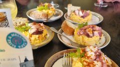 Pincho ganador del primer Pasea e Tapea de Valdovi�o, en el Teleclub de Vilaboa.